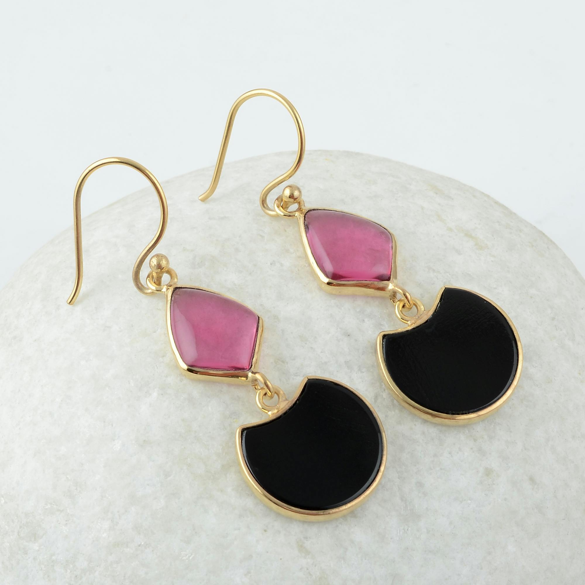 Boucles d'Oreilles Obsidienne : Protection et Chic Moderne