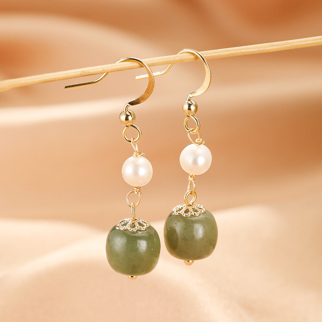 Boucles d’Oreilles Jade Néphrite et Perle – Équilibre Naturel