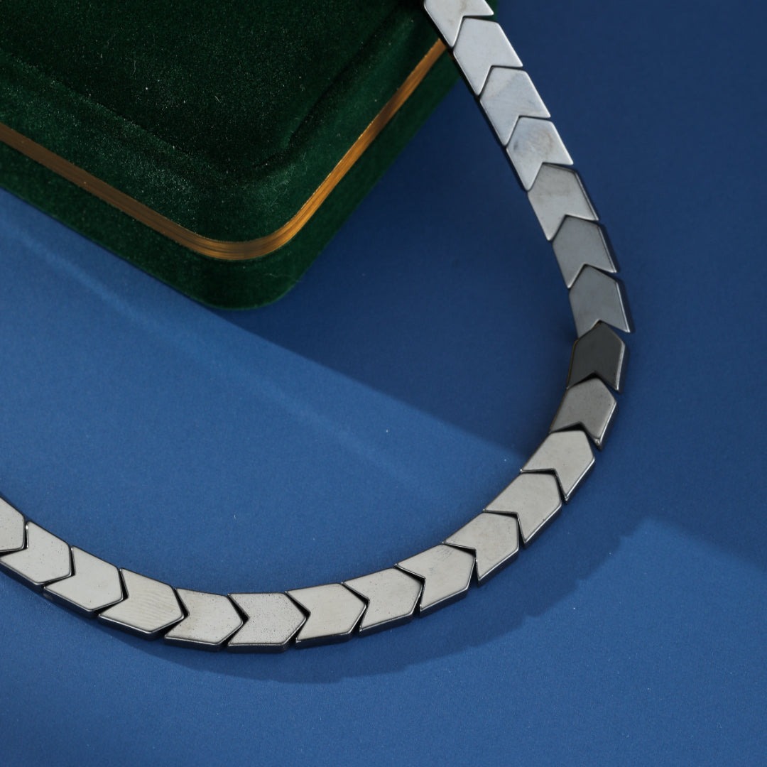 Collier Homme Hématite – Ligne Magnétique