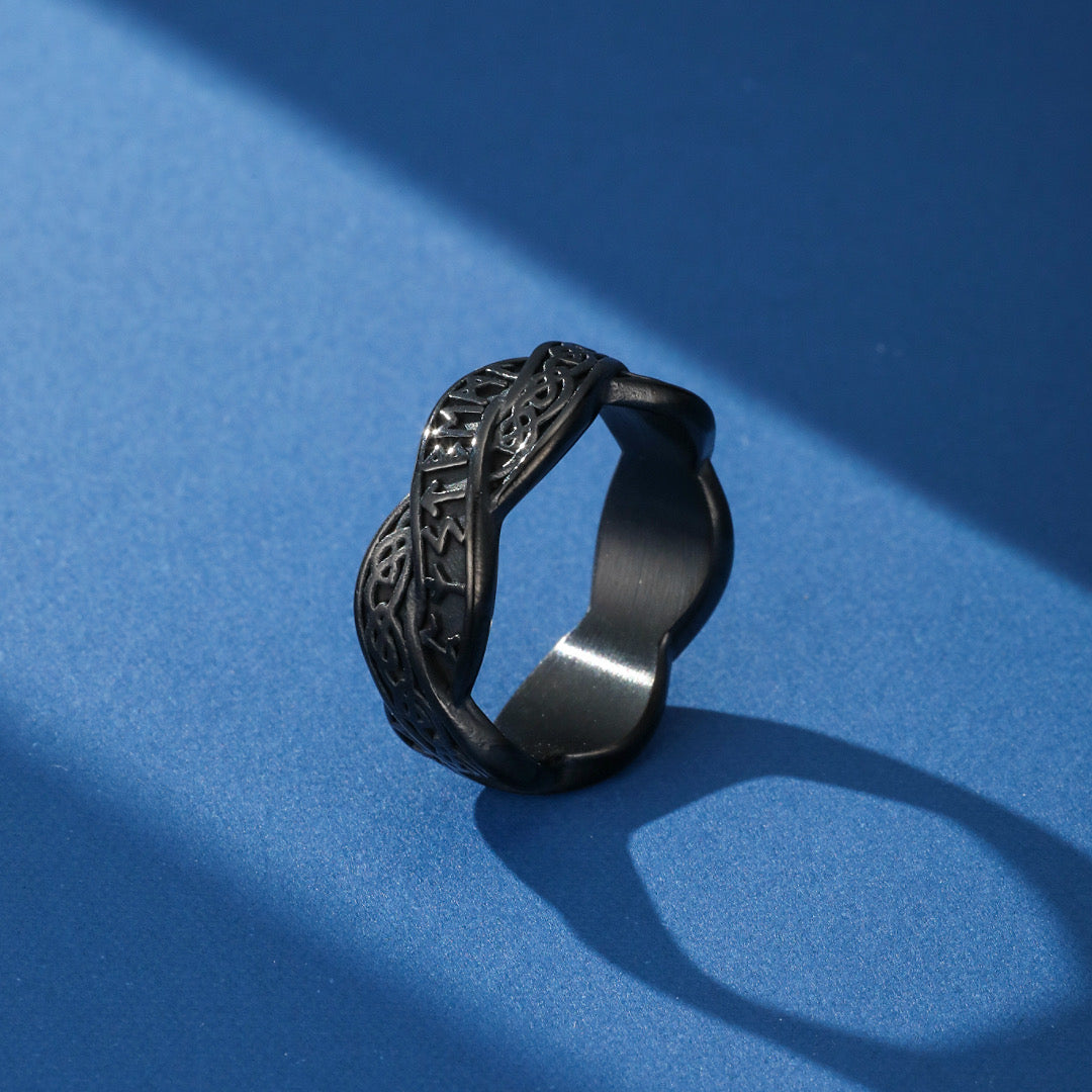 Viking Ring – Braided Runes