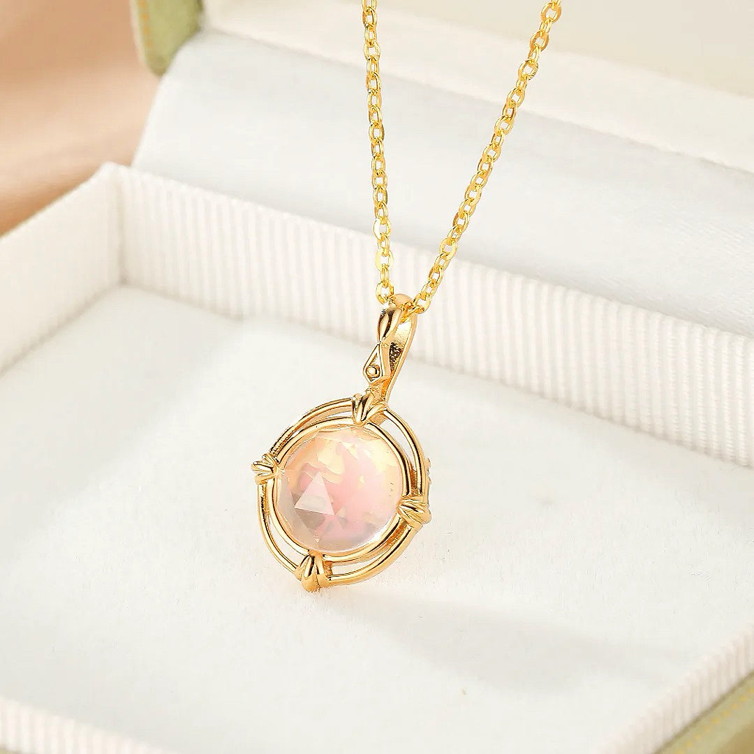 Collier Quartz Rose – Aura Radieuse, Argent Plaqué Or 10K