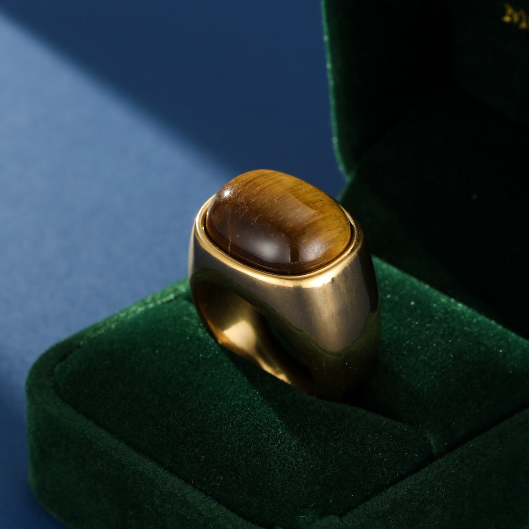 Bague Homme Œil de Tigre – Impact Solaire