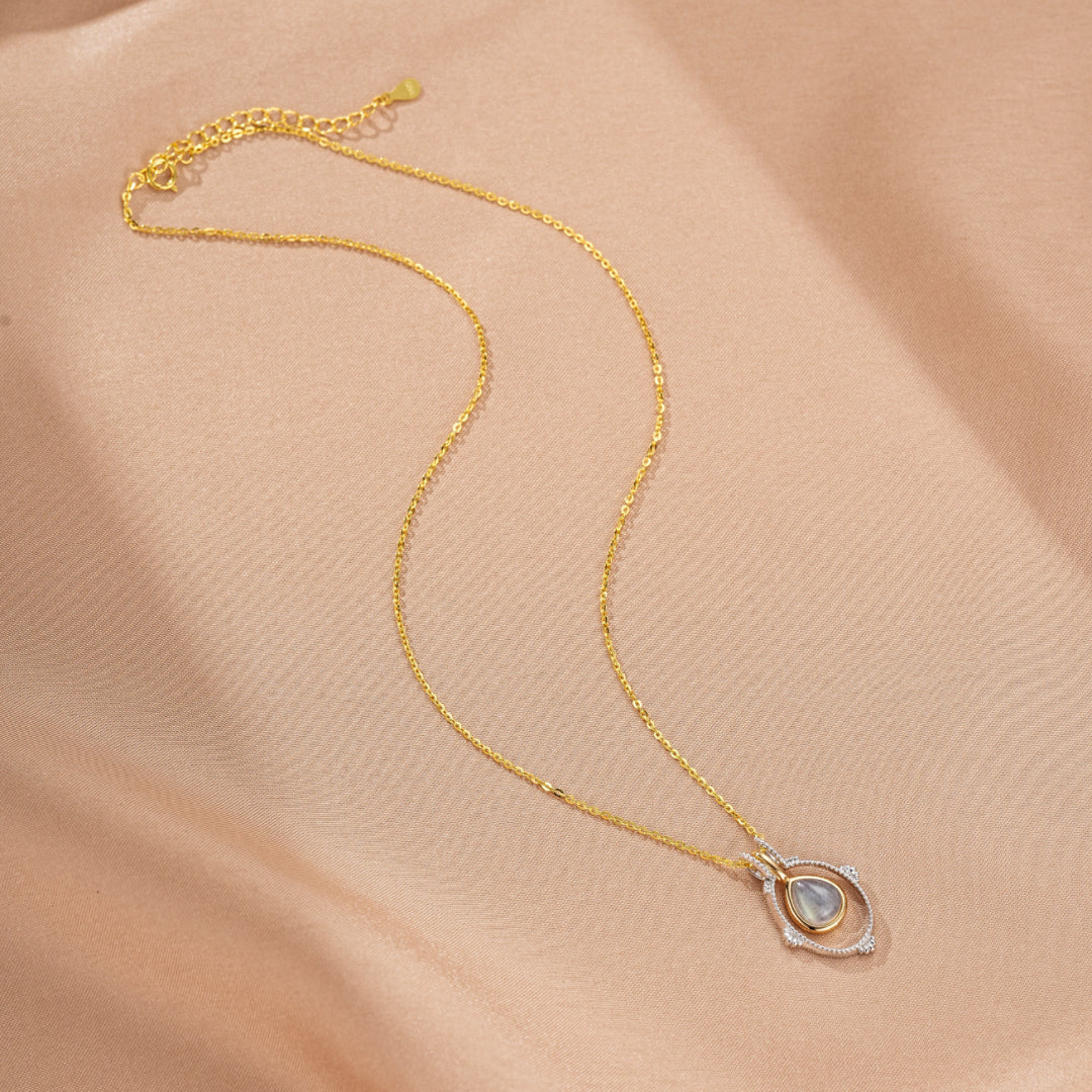 Collier Labradorite – Halo Mystique, Argent Plaqué Platine