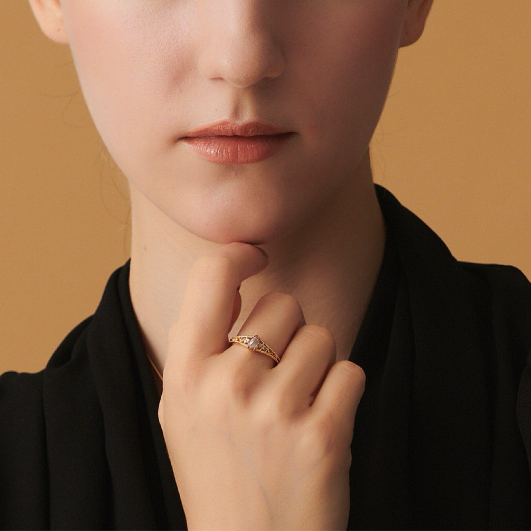 Bague Labradorite - Lumière Intérieure, Argent Plaqué Or 10K