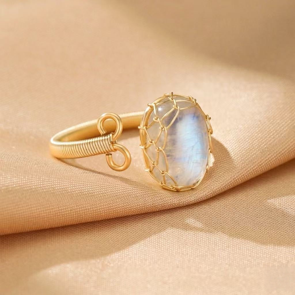 Bague Pierre de Lune – Éveil Intuitif, Plaqué Or 14k