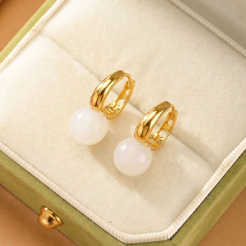 Boucles d'Oreilles Jade Néphrite – Charme Intemporel, Argent Plaqué Or