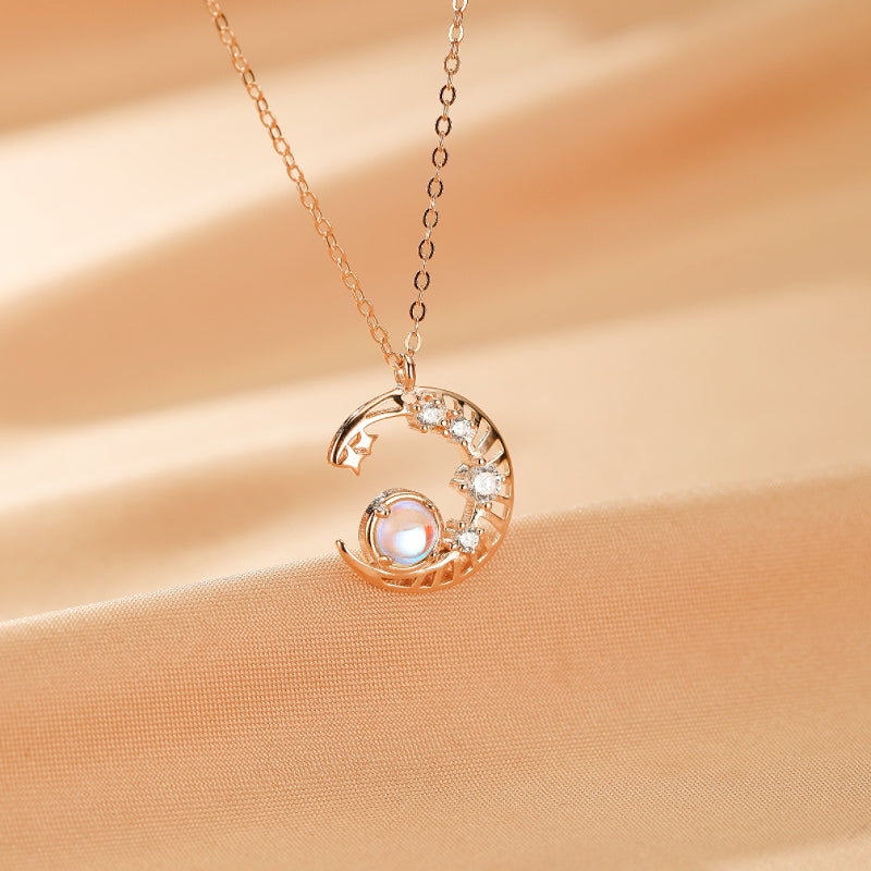 Moonstone Necklace – Celestial Dream, Silver