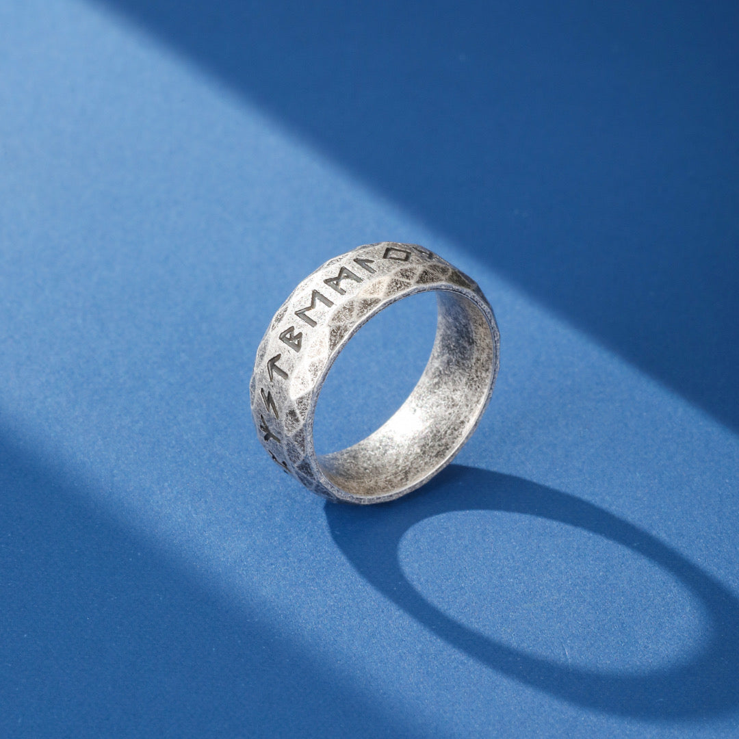 Viking Ring – Nordic Runes