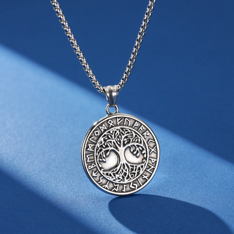 Collier Viking Arbre de Vie – Fureur du Nord