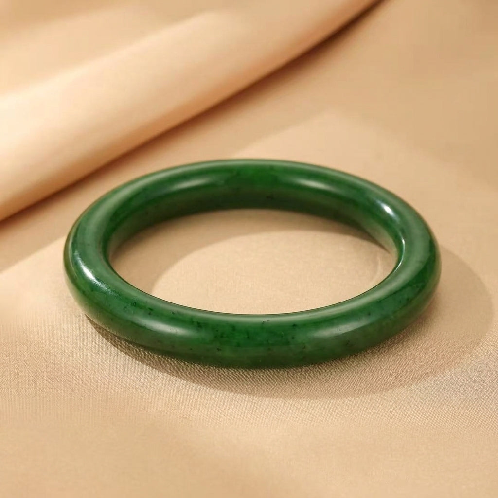 Bracelet Jonc Jade Vert – Rivière de Lumière