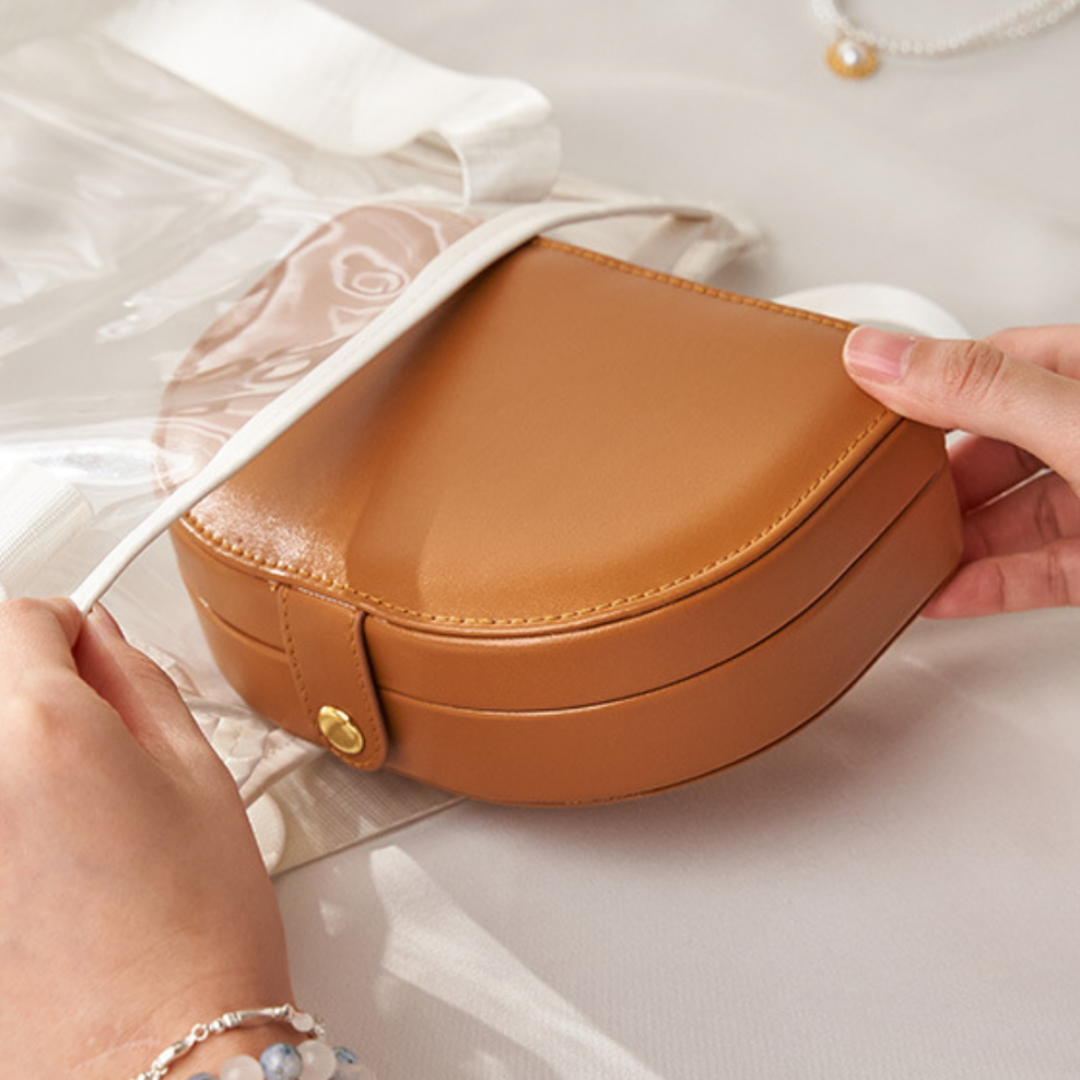 Boîte à Bijoux en Cuir – Coffret Élégance Nomade, Intérieur Velouté