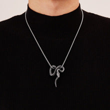 Collier Serpent – Mue Sacrée