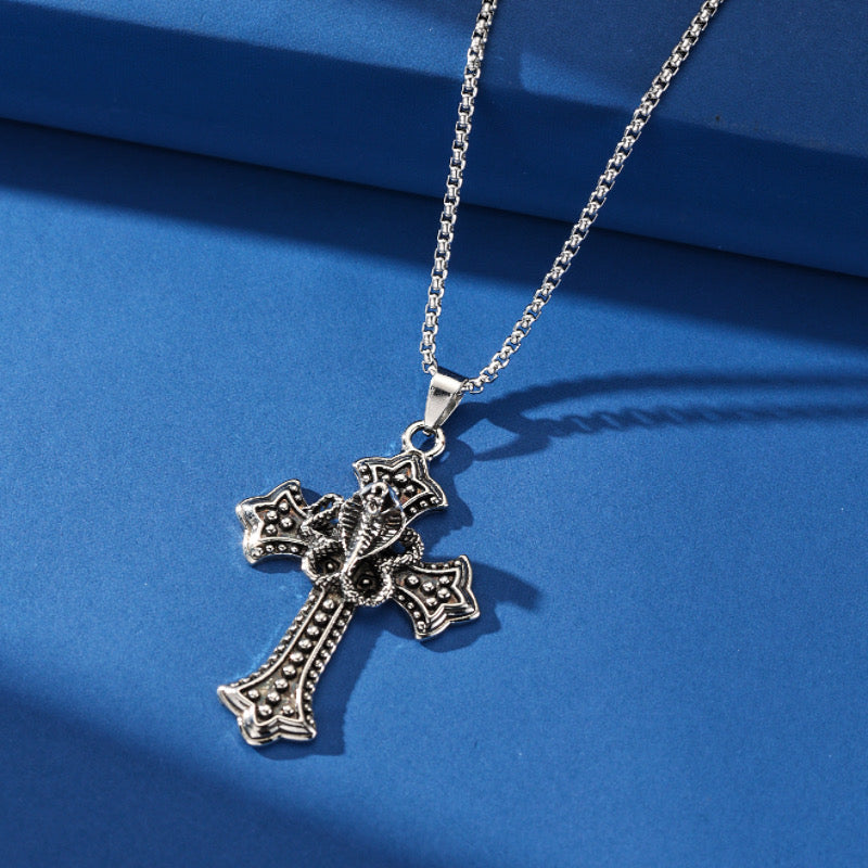 Collier Serpent – Force Enigmatique