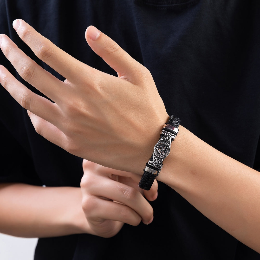 Men's Viking Leather Bracelet - Ancestral Runes