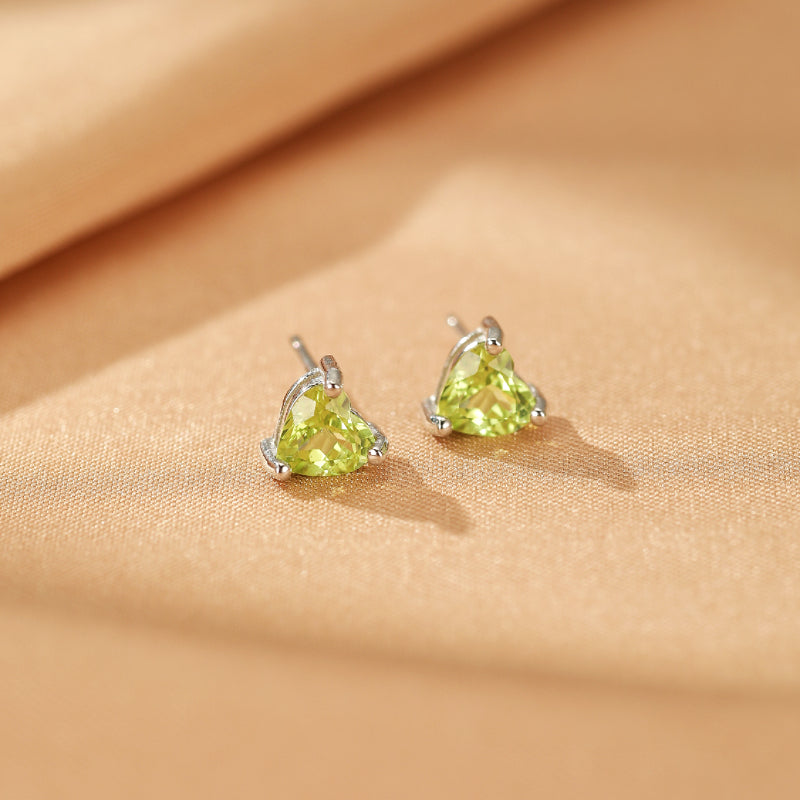 Boucles d'Oreilles Péridot – Cœur Verdoyant, Argent