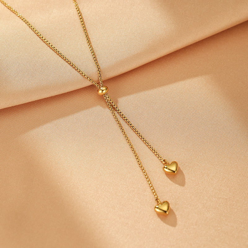Heart Necklace – Golden Embrace