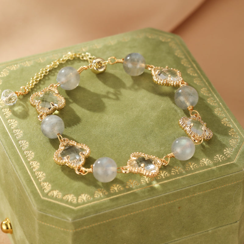 Bracelet Labradorite et Cristal de Roche – Trèfle Porte-Bonheur