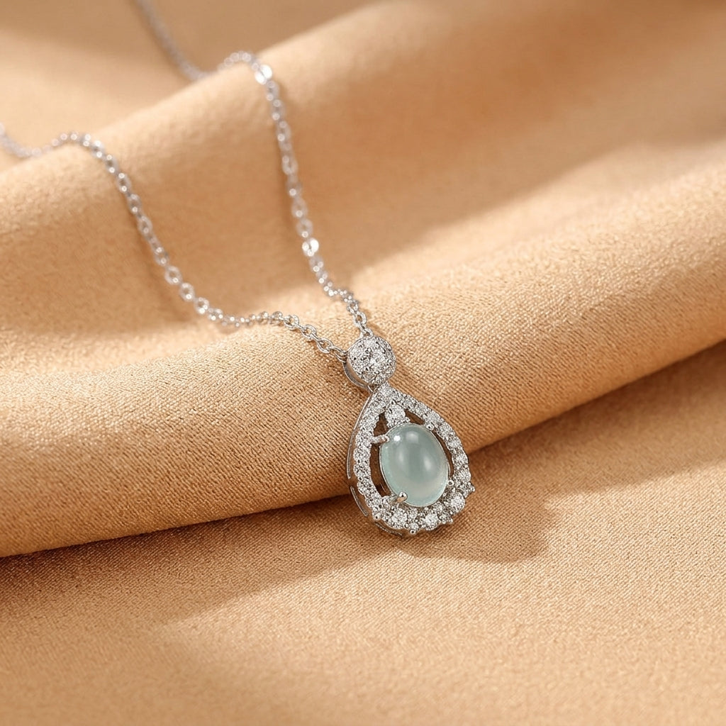 Collier Jadeïte – Goutte Sereine, Argent