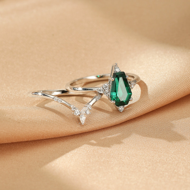 Emerald Ring – Royal Radiance, Silver