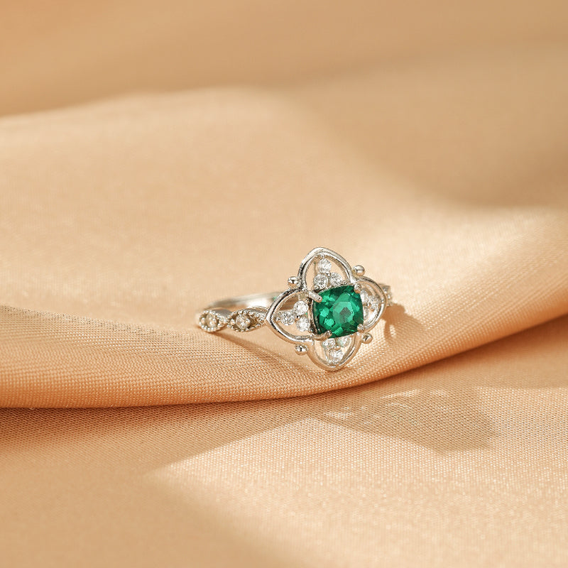 Bague Émeraude – Trèfle Précieux, Argent
