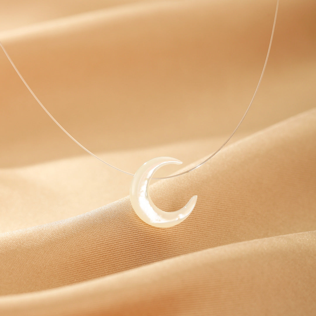 Collier Flottant Nacre - Lune Solitaire