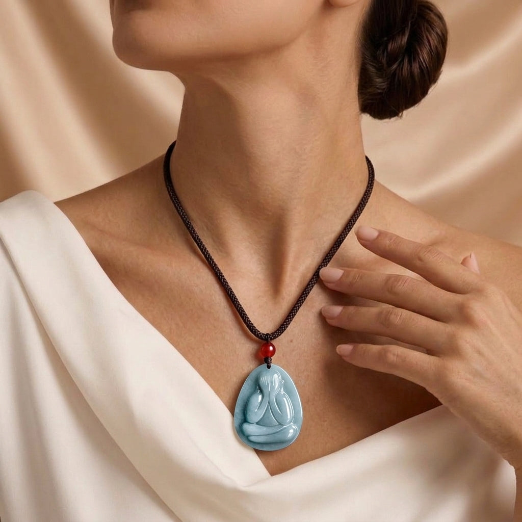 Collier Jadéite Bleue – Regard Intérieur