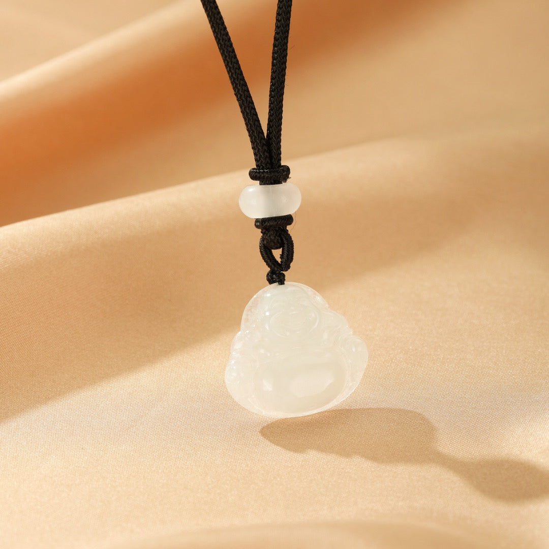 Collier Jade Néphrite – Sourire Bienveillant