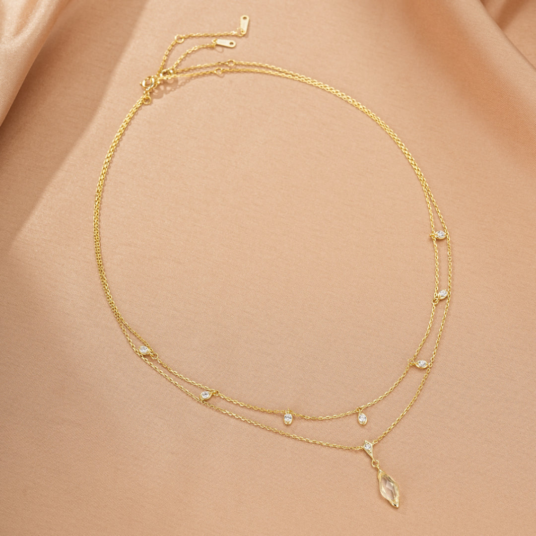 Collier Cristal de Roche – Élixir de Lumière, Argent Plaqué Or 14K