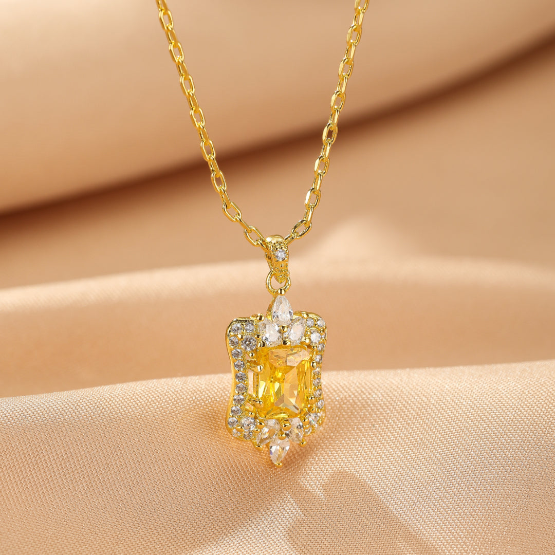 Collier Citrine – Cœur Royal, Argent Plaqué Or