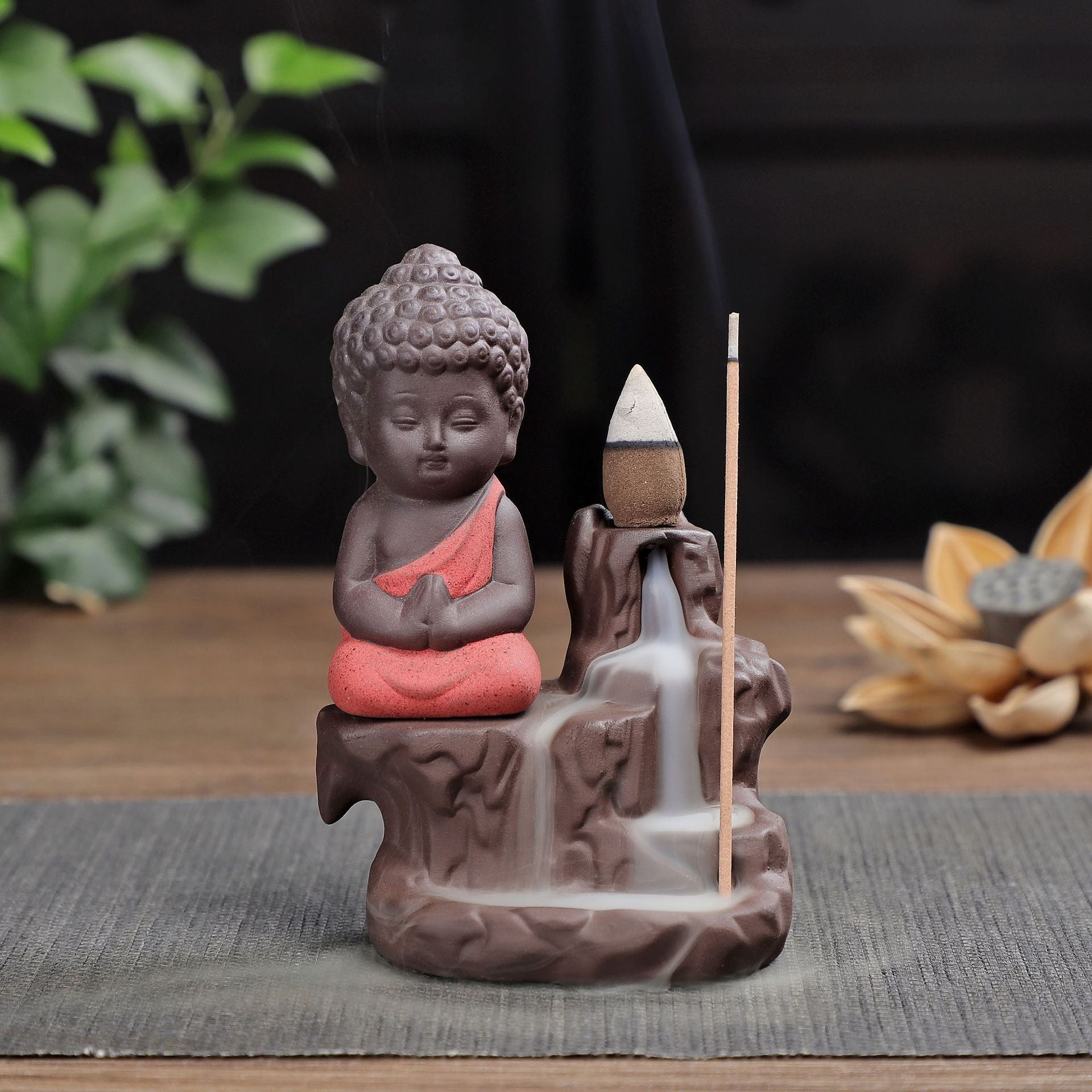 "Little Buddhist Monk" Ceramic Incense Burner Moment Ici