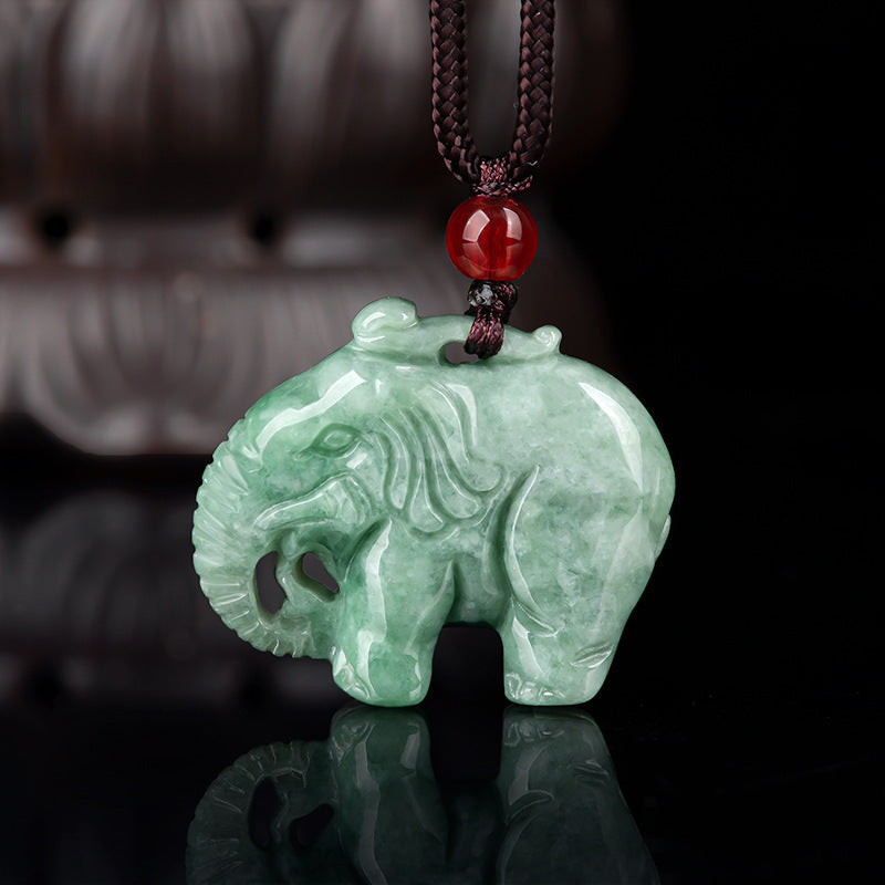 Collier Jadéite – Éléphant Protecteur