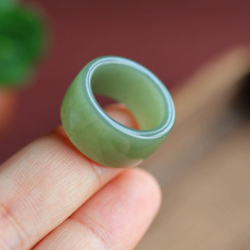 Bague Jade Néphrite – Éclat des Songes