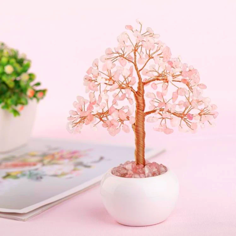 Arbre de Vie décoratif en quartz rose, avec 7 chakras, dans un pot blanc, style bonsaï.
