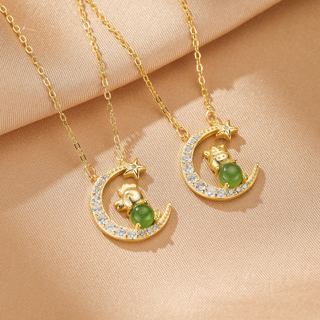 Collier Jade Néphrite Cheval/Coq – Lune Porte-Bonheur, Argent Plaqué Or