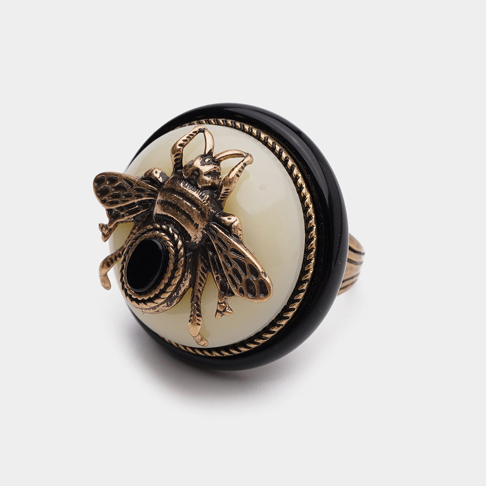 Bague Agate Noire – Abeille Royale