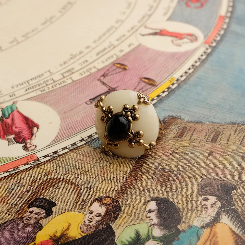 Bague Agate Noire – Fleur de Lys
