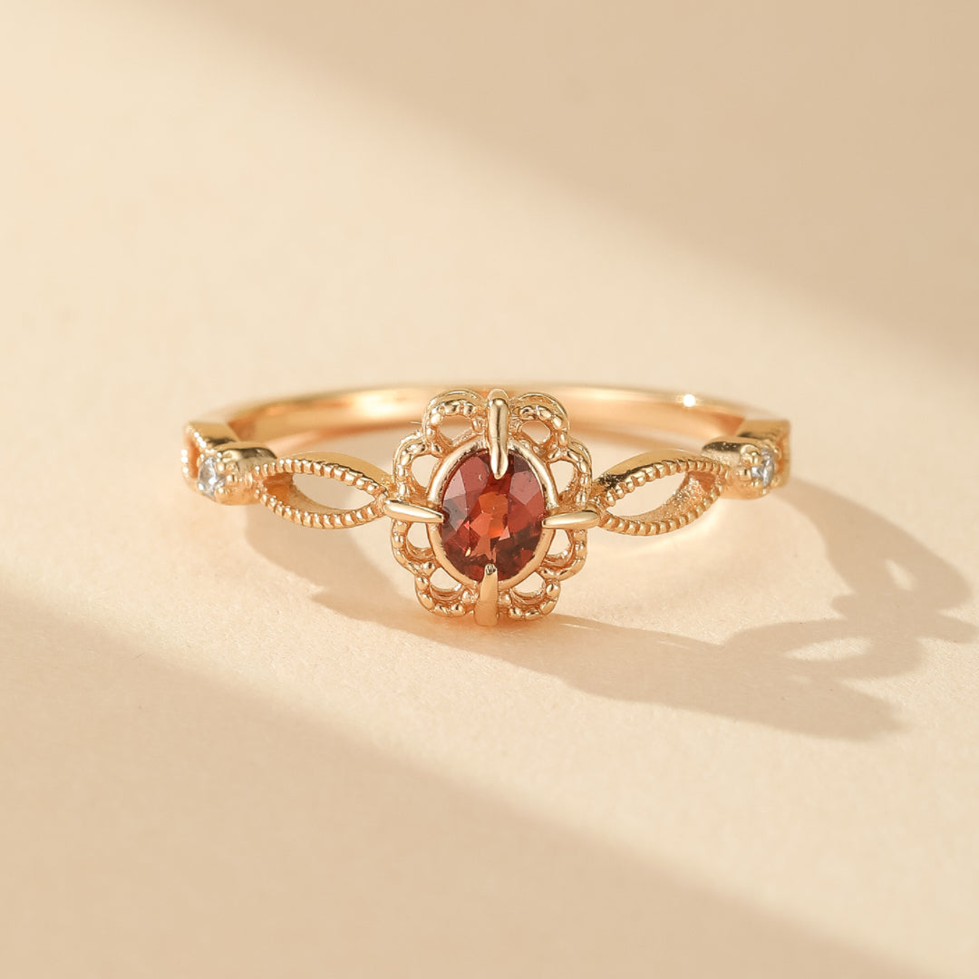 Bague Grenat – Élégance Royale, Argent Plaqué Or