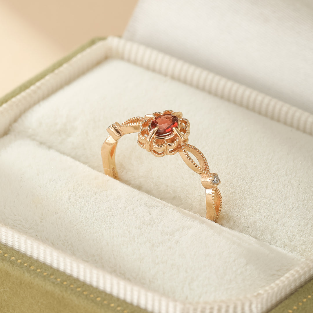 Bague Grenat – Élégance Royale, Argent Plaqué Or