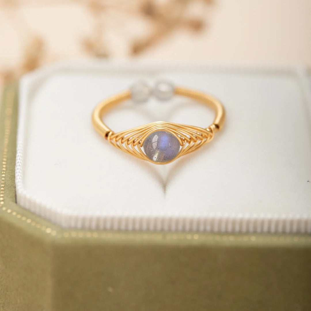 Bague Labradorite – Lueur Divine, Plaqué Or
