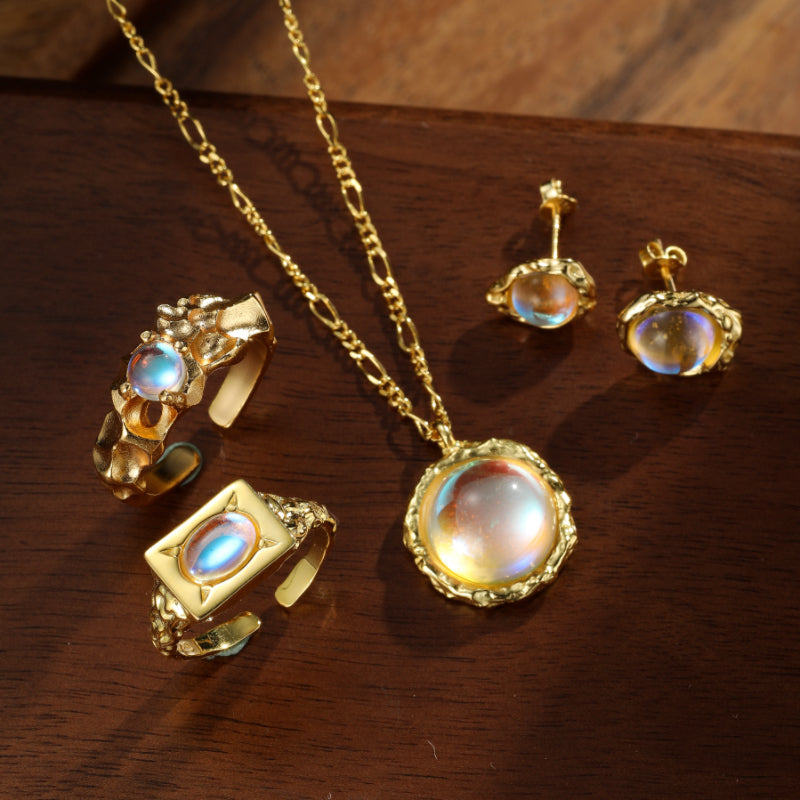 Bague Pierre de Lune – Jardin de Lumière, Argent Plaqué Or