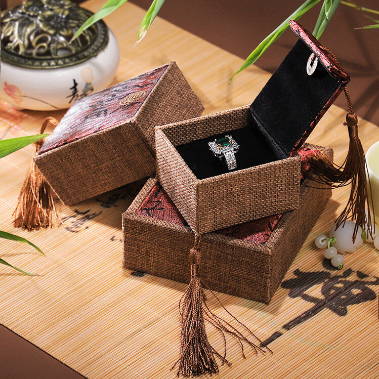 Boîte Cadeau Zen en Lin - Couleur Rouge