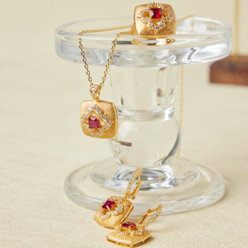 Carnelian Ring – Floral Luck, Gold Plated Silver