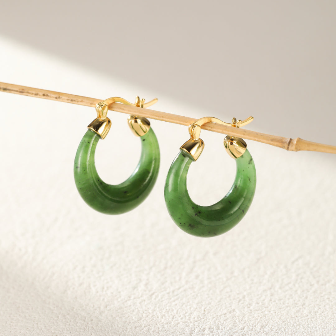 Boucles d'Oreilles Créoles Jade – Sérénité, Argent Plaqué Or