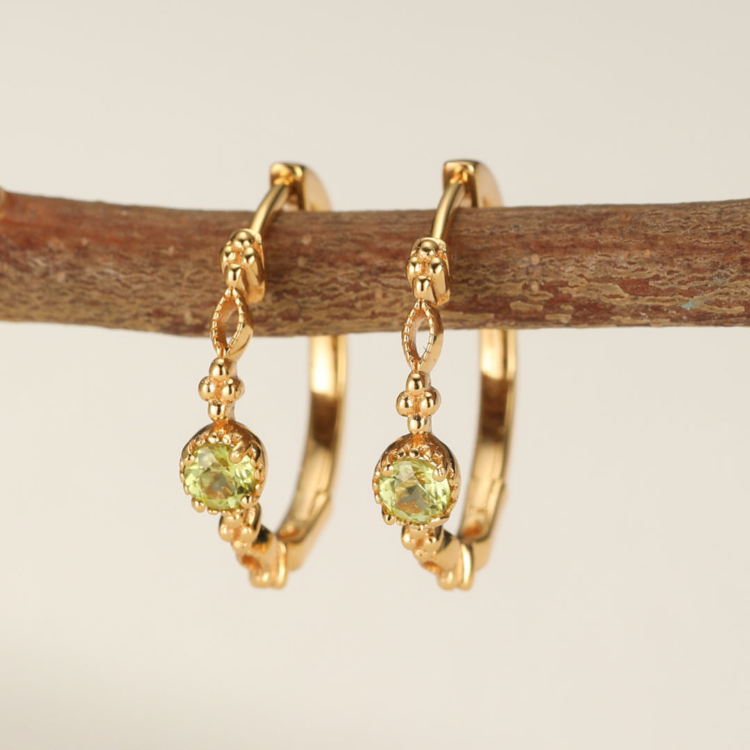 Boucles d'Oreilles Créoles Péridot – Élégance Naturelle, Argent Plaqué Or
