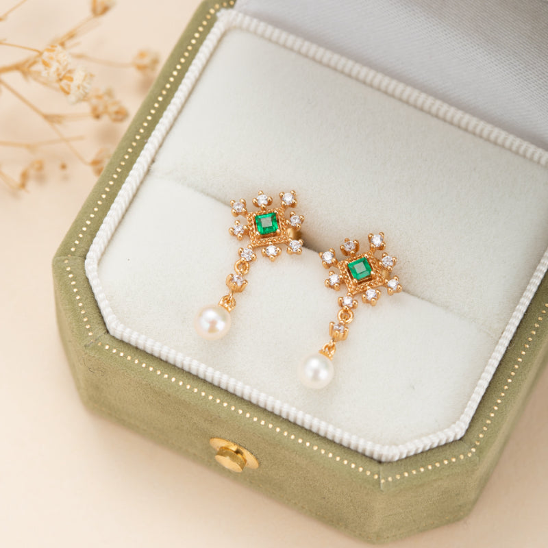 Boucles d'Oreilles Émeraude et Perle – Étoile Divine, Argent Plaqué Or
