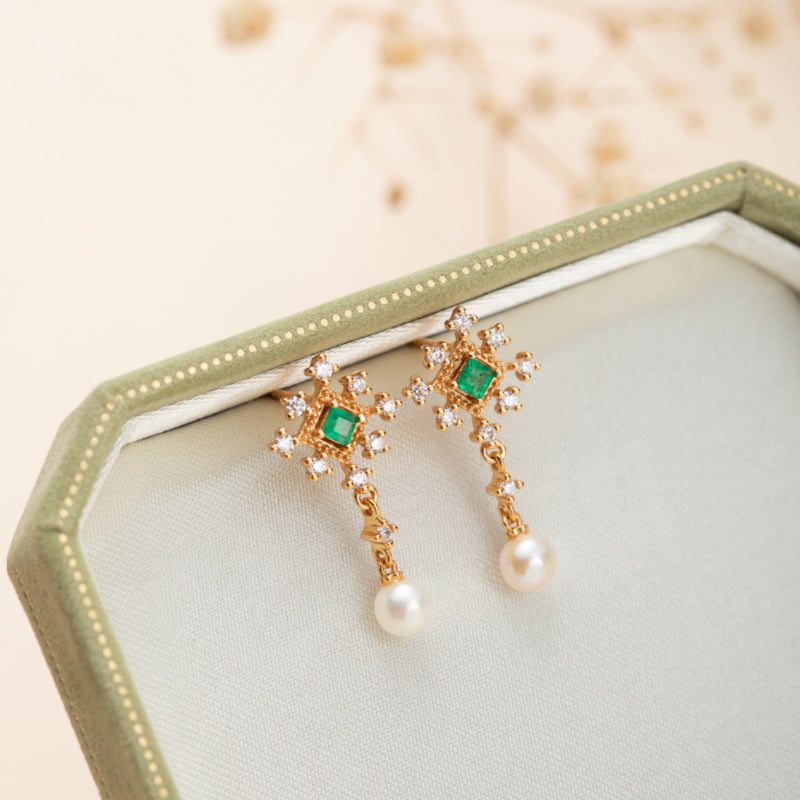 Boucles d'Oreilles Émeraude et Perle – Étoile Divine, Argent Plaqué Or