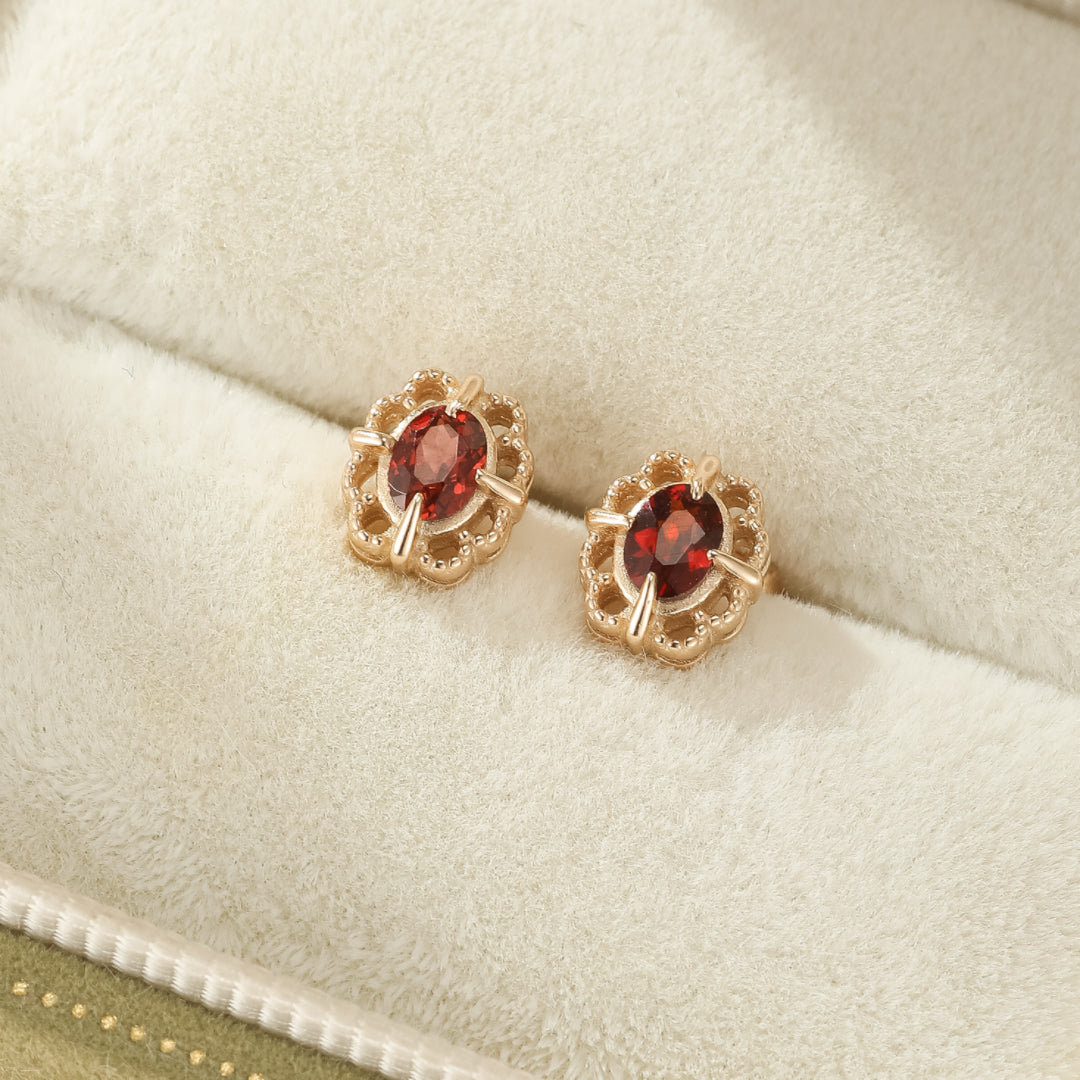 Boucles d'Oreilles Grenat – Élégance Royale, Argent Plaqué Or
