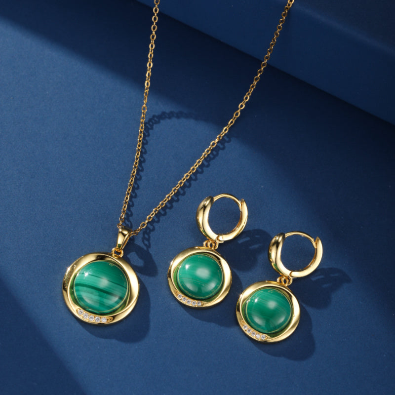 Boucles d'Oreilles Malachite – Harmonie Verte, Argent Plaqué Or
