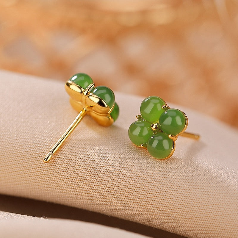 Boucles d'Oreilles Trèfle en Jade – Chance, Argent Plaqué Or