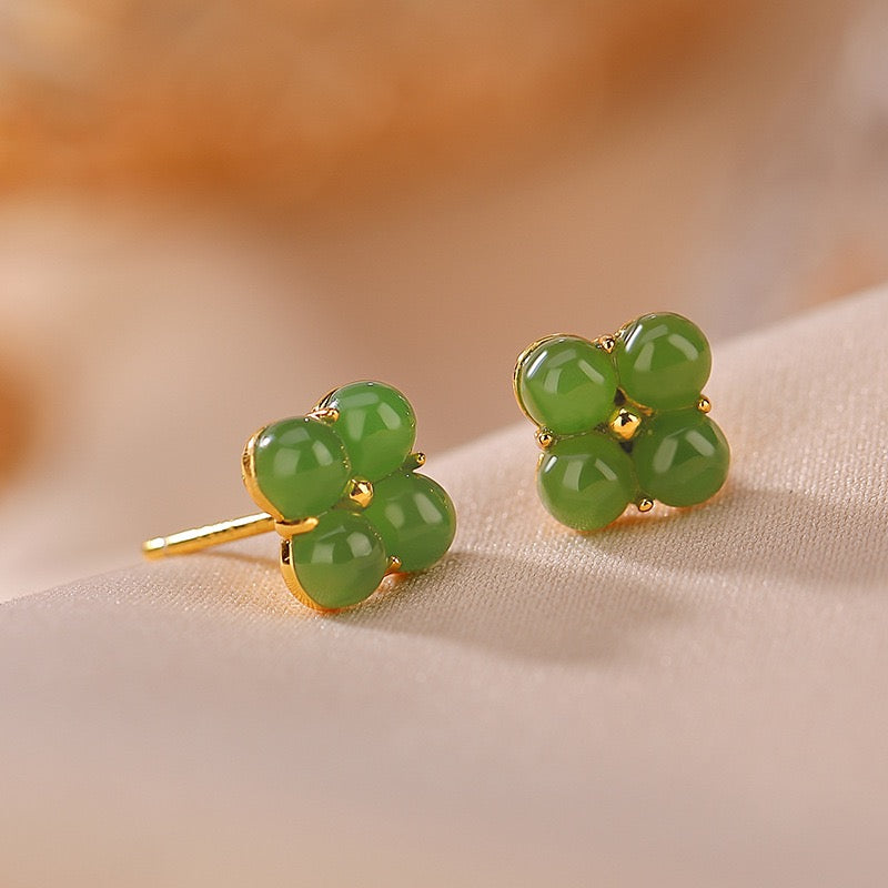 Boucles d'Oreilles Trèfle en Jade – Chance, Argent Plaqué Or
